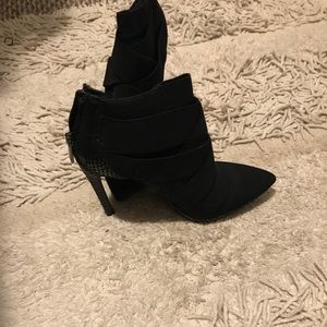 Jessica Simpson boots